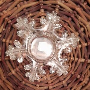 Partylite Snowflake Tealight Holder